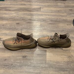 Adidas Yeezy Boost 350 V2 Sand Taupe